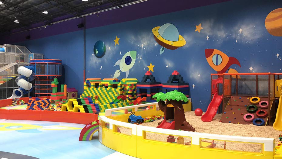 立本集团蹦床馆案例