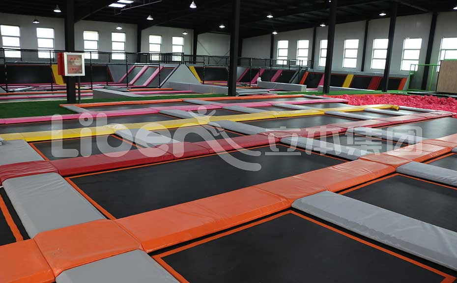 开蹦床馆需要多少投资