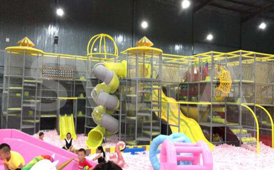 蹦床主题公园