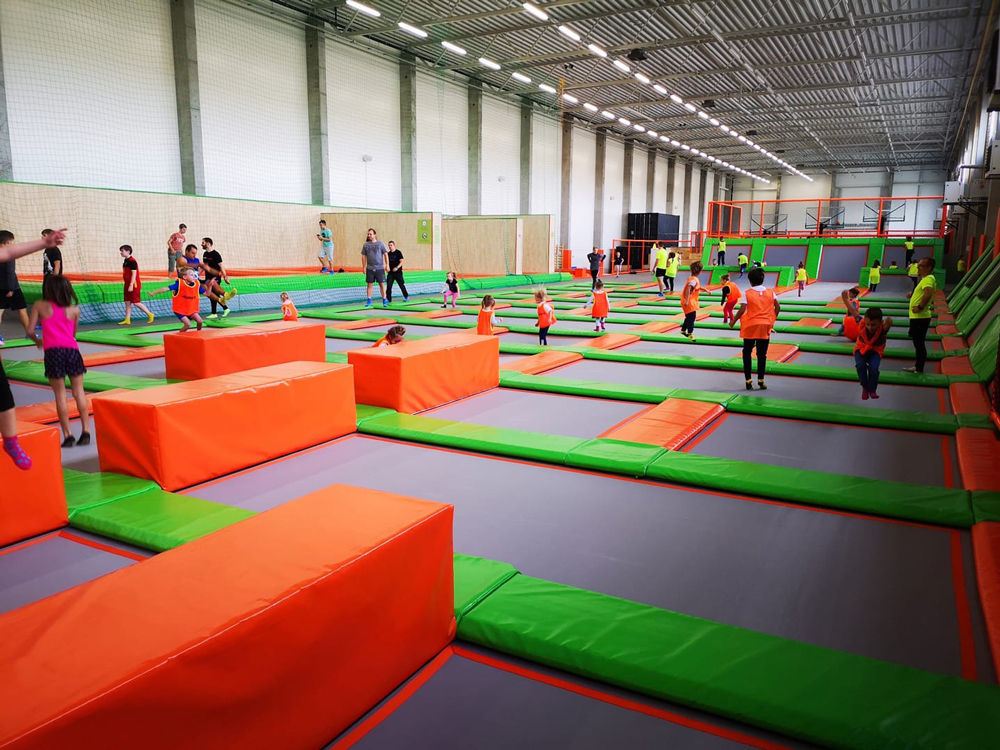 蹦床馆 蹦床馆