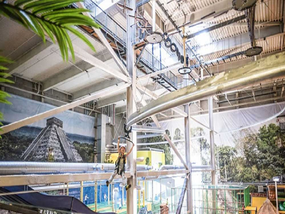 滑道_高空滑道设备_滑道厂家_立本集团