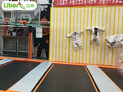 开个蹦床粘墙店生意好吗？结果出乎人们意料
