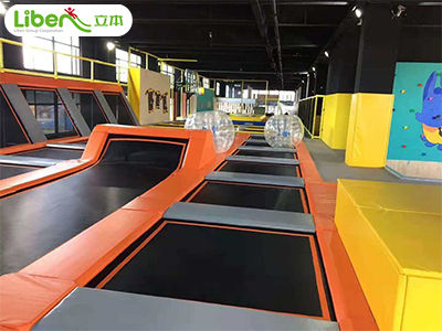 风靡全世界的蹦床主题公园来凯里了！