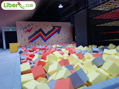 博瑞弹跳主城蹦床主题公园