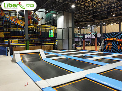 好评率超高平顶山fly联盟室内蹦床主题公园