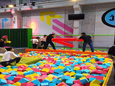 魔都好玩的蹦床公园，就在浦东蹦床馆