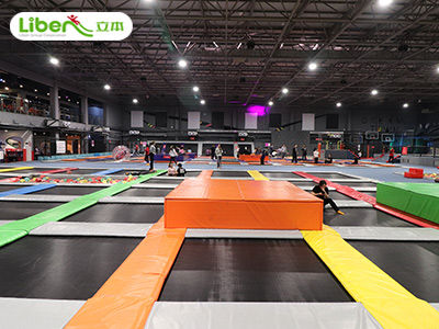 长沙泡泡蹦床体育公园案例