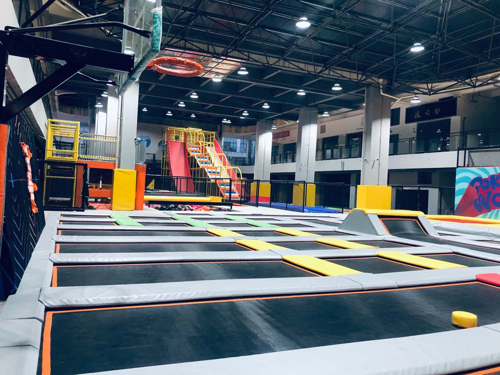 蹦床公园为何如此火爆