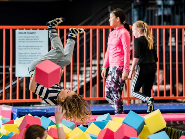 大型室内蹦床游乐园基础项目简介