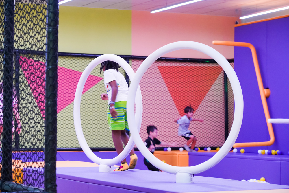 立本室内蹦床健身打造完美身材