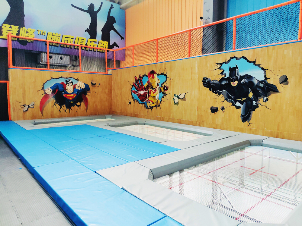 这个夏天减肥健身好去处--蹦床馆