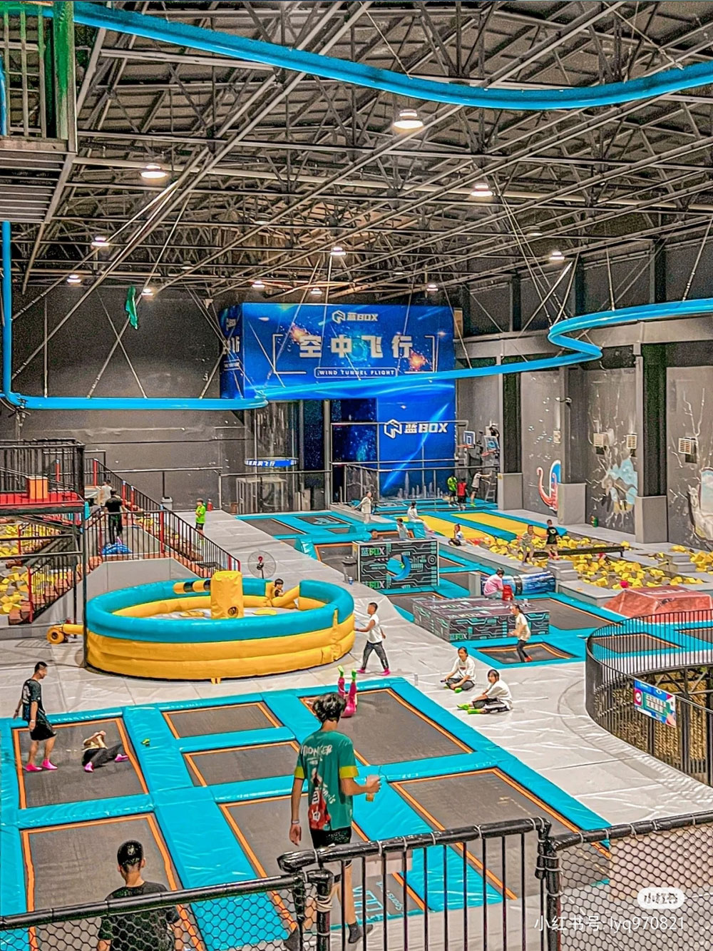 蹦床系列--锻炼孩子注意力