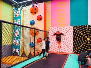 攀岩墙造价高不高？怎样选择优质产品？