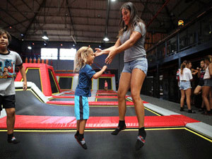 谨慎选择儿童蹦床加盟，科学运营让创业更轻松